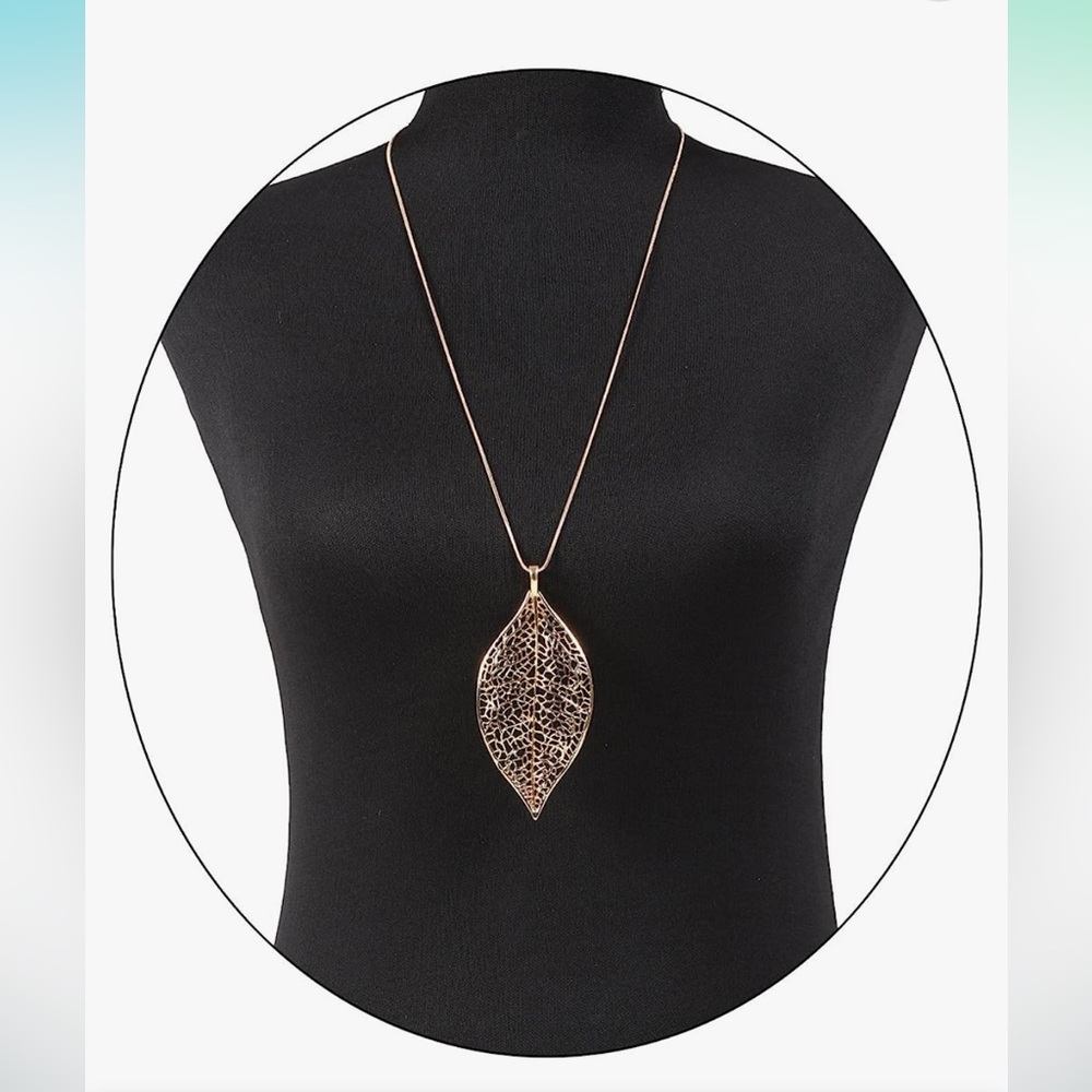Leaf Pedant Necklace Snake Chain Hollow Leaf Necklace for Women, Girls